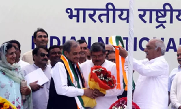 Leader of Haryana Birender Singh joins Congress one day after leaving the BJP