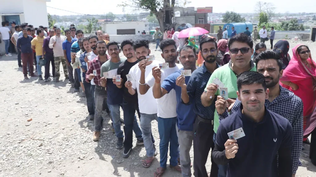 Lok Sabha Election 2024: youth of the mountains continued, and 37,000 voters migrated.
