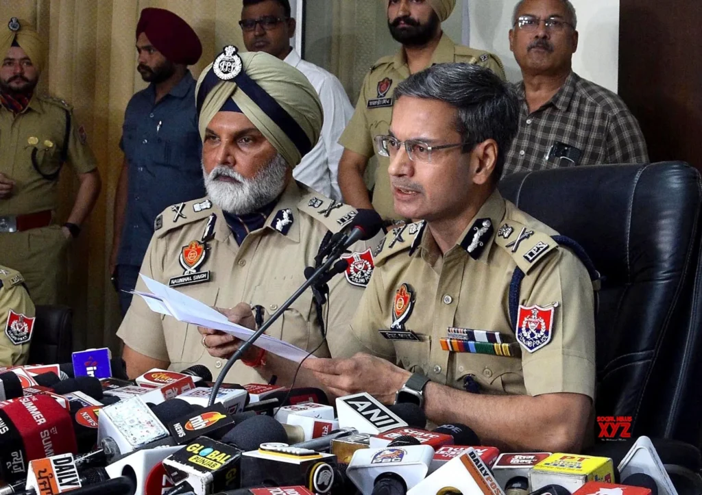 AMRITSAR ROBBERY CASE: HER FIANCÉ AMONG 7 HELD, DAUGHTER OF THE VICTIM'S DRIVER, ₹41.40L, 800GM GOLD RECOVERED