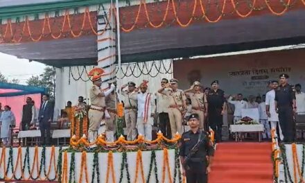 Haryana Governor, Sh. Bandaru Dattatraya hoisted the tricolour at Yamunanagar and the Chief Minister, Sh. Nayab Singh Saini hoisted the tricolour at Kurukshetra