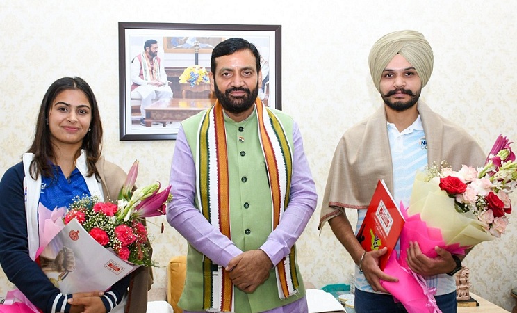 Haryana CM Nayab Singh Saini meets Paris Olympics bronze medalists Ms. Manu Bhakar and Shri Sarabjot Singh