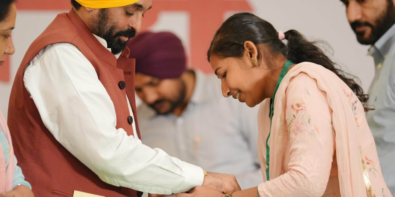 CM Bhagwat Mann, Rakhri bonanza to ladies announces to fill 3000 new post of Anganwadi workers