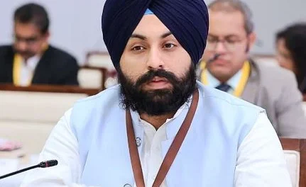 Harjot Singh Bains concratulates punjab teachers for National Award