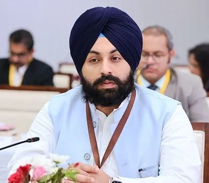 Harjot Singh Bains concratulates punjab teachers for National Award