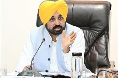 CM Bhagwant Mann instructed officers to Ensure That the Benefits of The Pro-People and Development Oriented Schemes of The State Govt are Percolated to Every Genuine Beneficiary