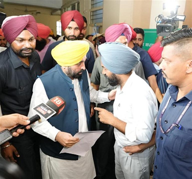 CM Bhagwant Mann to officers: Will check the government offices any time so perform your duty zealously