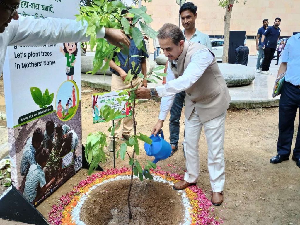 Minister of State Kirti Vardhan Singh: India's 'Ek Ped Maa Ke Naam' Campaign gains Global Momentum with Plantation Drive in Colombia