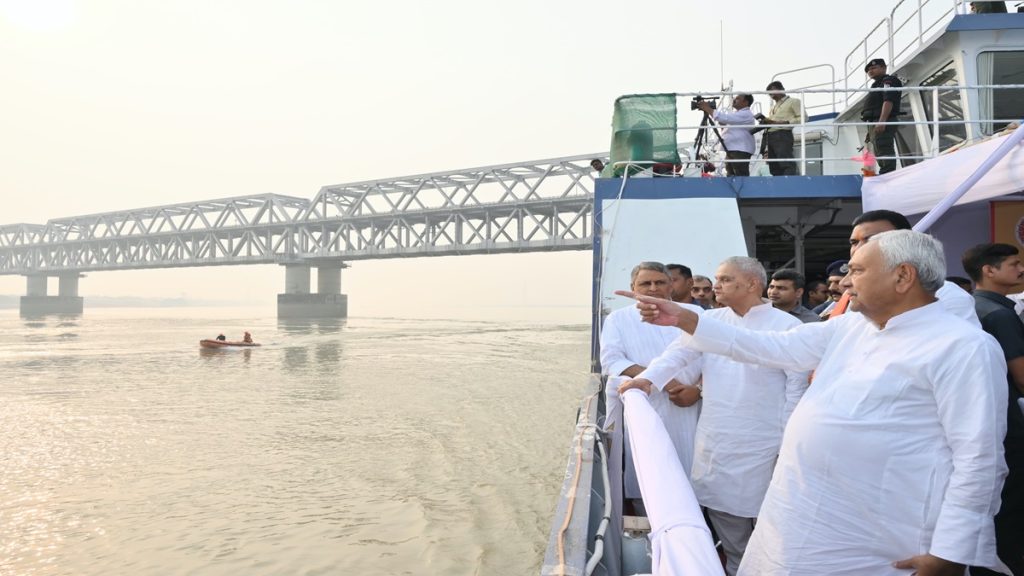 CM Nitish Kumar inspects JP Setu Ghat / Digha Ganga Ghat in preparation for Chhath Mahaparv-2024