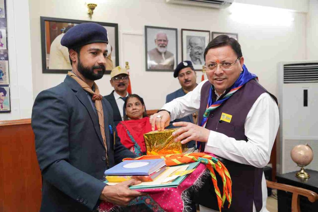 CM Pushkar Dhami was decorated with flag stickers by Bharat Scouts on the occasion of 75th Foundation Day of the organization at the Secretariat on Friday.