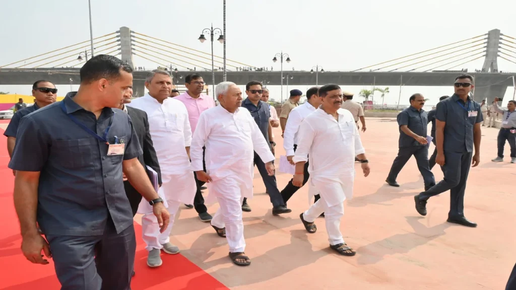 CM Nitish Kumar inspected the newly constructed Simaria Ghat in Begusarai district and took stock of the preparations for the Chhath Mahaparv.