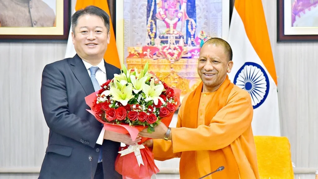 CM Yogi Adityanath: A 200-member delegation from Japan will visit to explore investment possibilities in Uttar Pradesh.