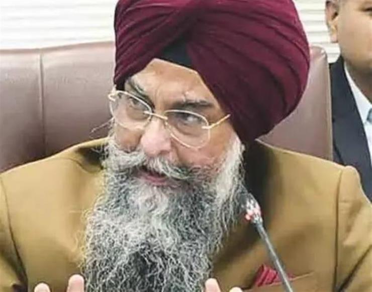 Kultar Singh Sandhwan calls for urgent measures to safeguard Indian farmers from unfair US apple imports.