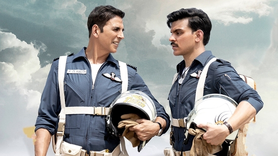 Akshay Kumar and Veer Pahariya: A Viral Duo in Sky Force OTT Promotion