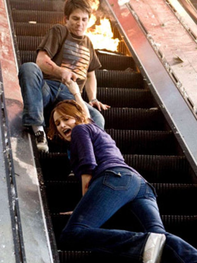 FINAL DESTINATION Moments in Real Life!