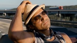 'Why Should I Reach Out?’ Farhan Akhtar Responds to Naseeruddin Shah’s 2013 Critique