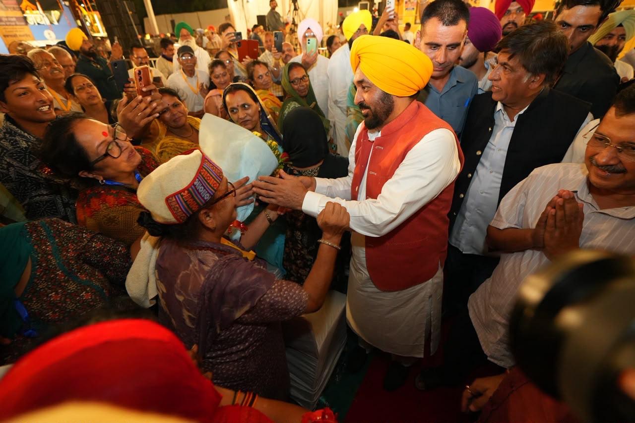 Punjab Expands Pilgrimage Scheme, 15 Buses Depart With Elderly Pilgrims for Salasar Balaji Dham-Shri Khatu Shyam, Haridwar-Rishikesh and Mathura Ji-Vrindavan Dham
